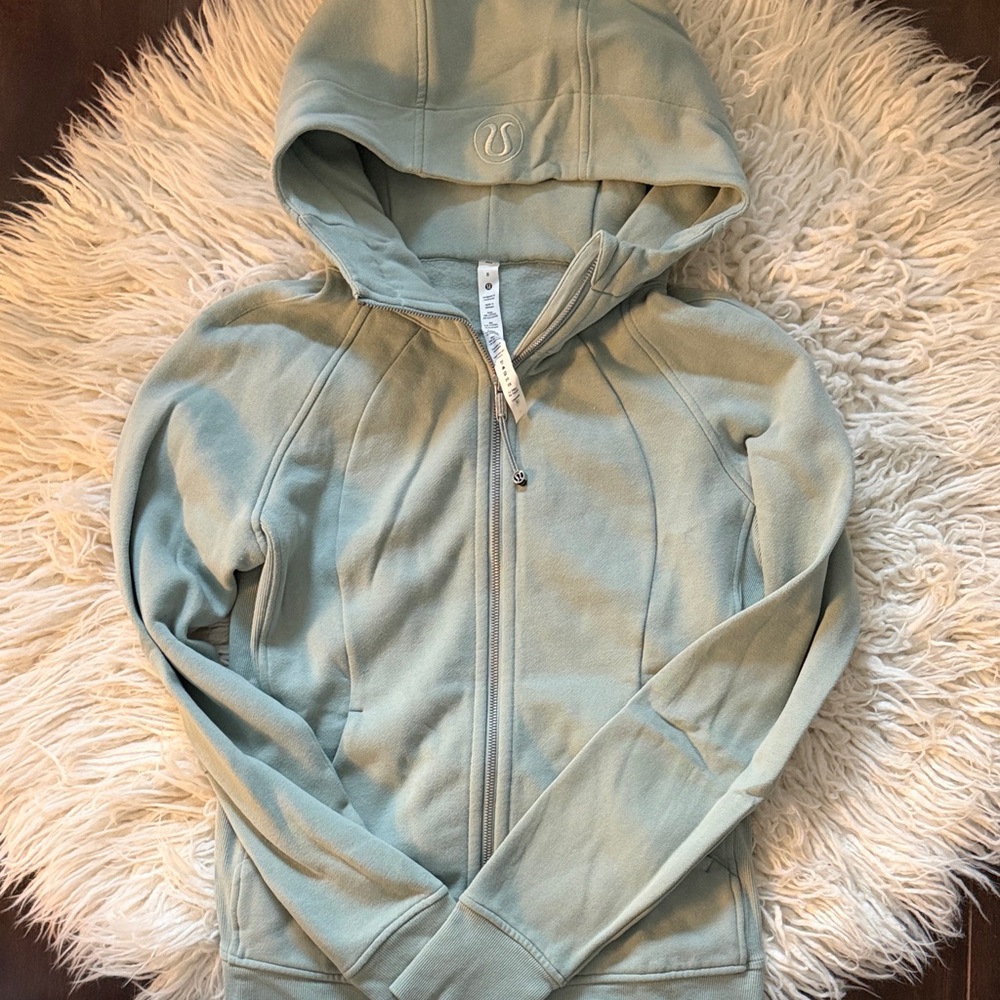 Lululemon full zip green scuba
